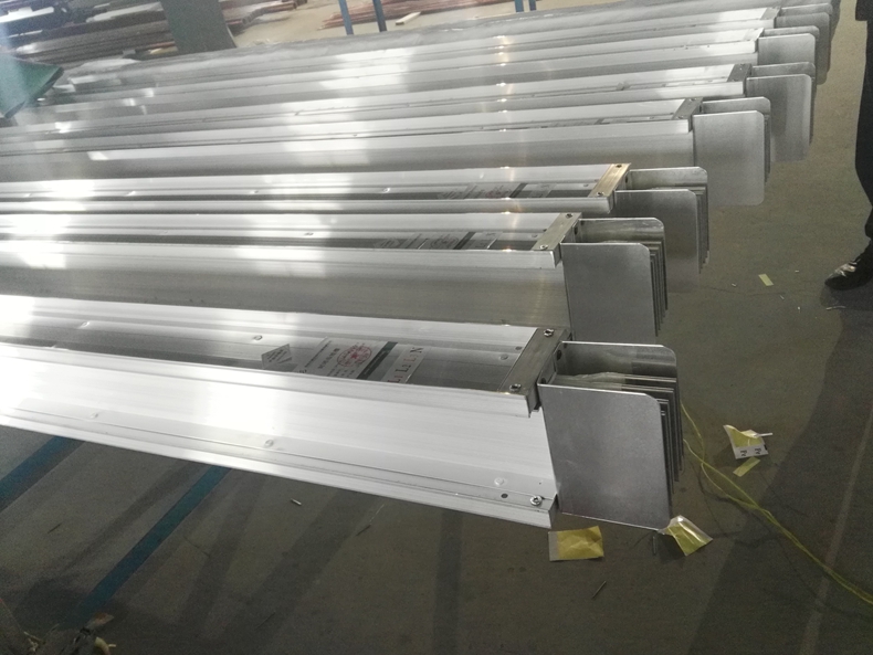 分支电缆与密集式看片免费在线观看在施工安装时的对比