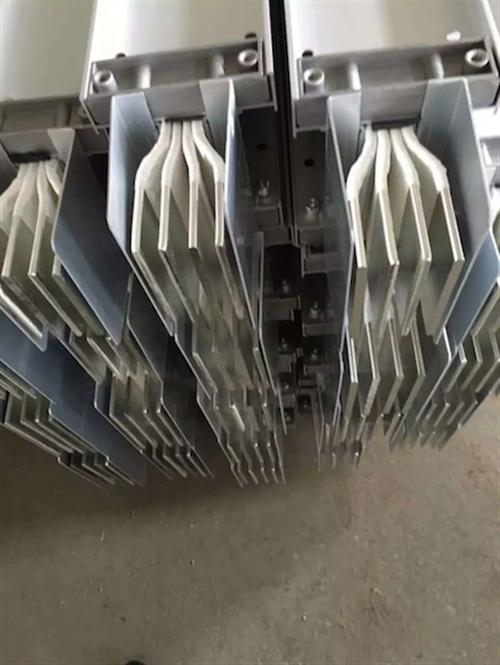 封闭型看片免费在线观看提高载流量减轻电动力
