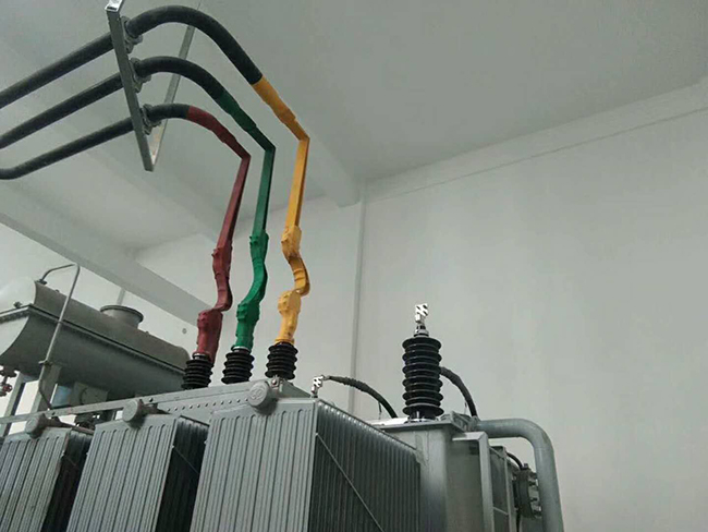 看片免费在线观看与铜排的连接